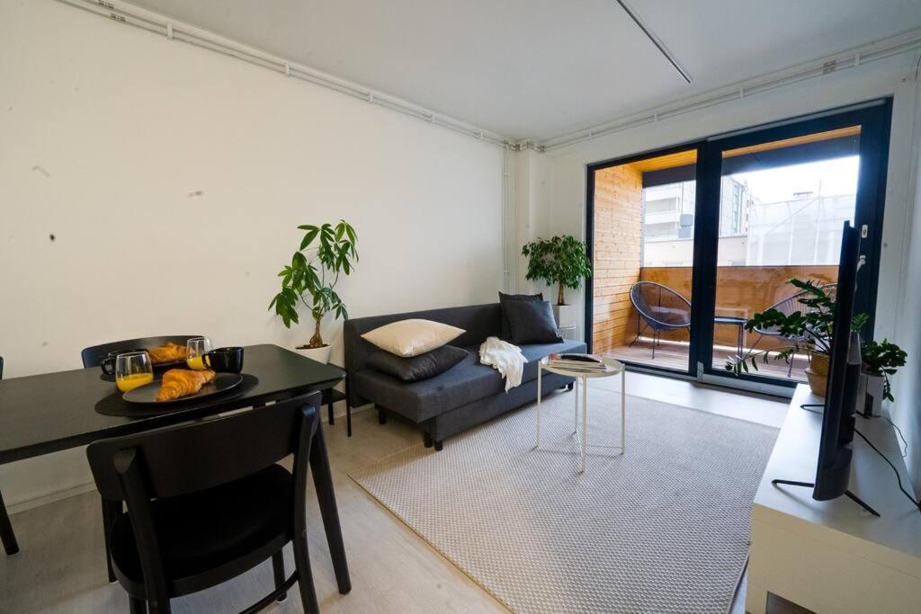 3H,K,P - Keskellae Tamperetta Kaunis Parvekkeellinen Uusittu Kolmio Apartment Ngoại thất bức ảnh