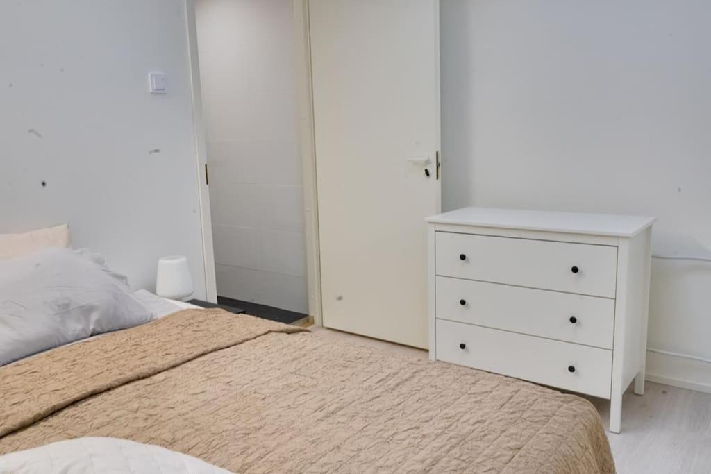3H,K,P - Keskellae Tamperetta Kaunis Parvekkeellinen Uusittu Kolmio Apartment Ngoại thất bức ảnh