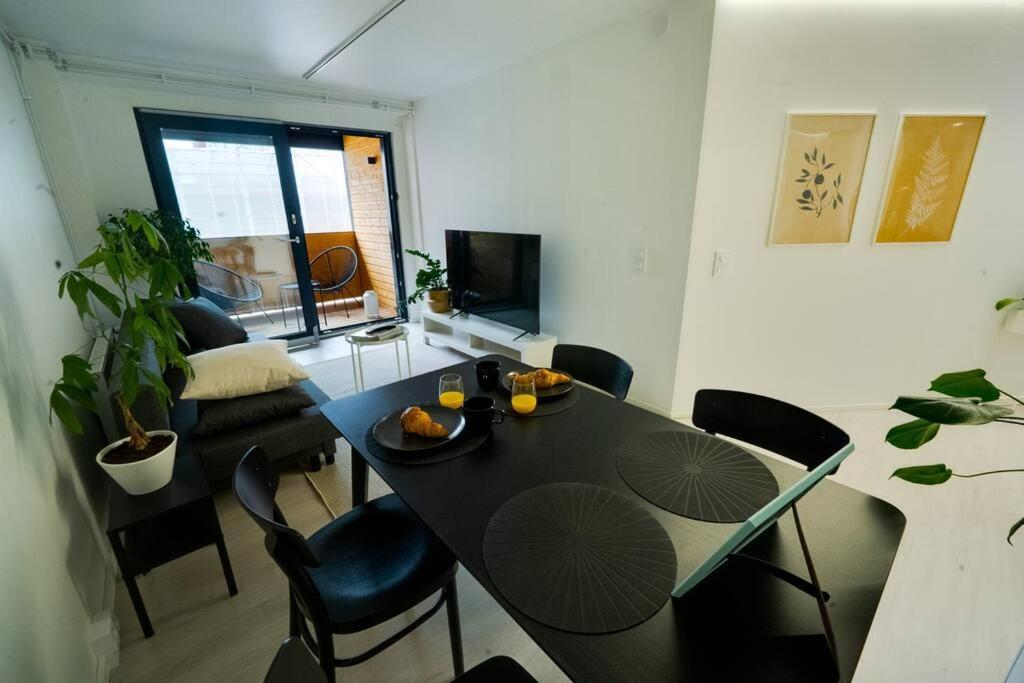 3H,K,P - Keskellae Tamperetta Kaunis Parvekkeellinen Uusittu Kolmio Apartment Ngoại thất bức ảnh